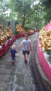 Weer terug langs alle boeddha's.