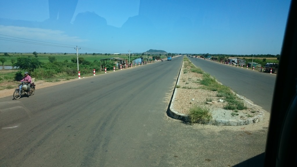 De 'snelweg' tussen Phnom Penh en Siem Reap